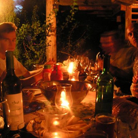 Winnica Na Lesnej Polanie Zabor Exteriér fotografie